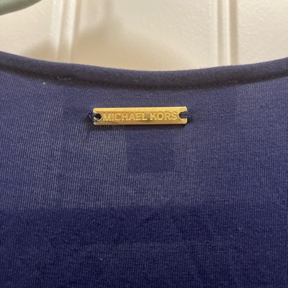 Michael Kors Sleeveless Navy Blue V-Neck Blouse - Picture 5 of 6